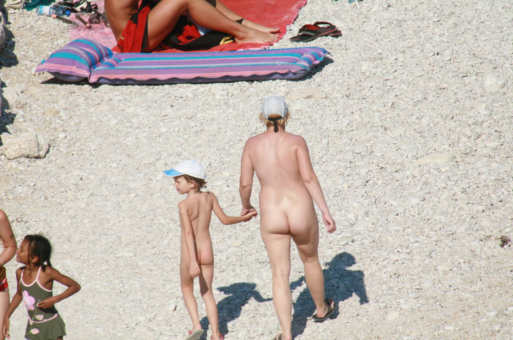 Pure Nudism Photos Moms With Sons Walks - 2