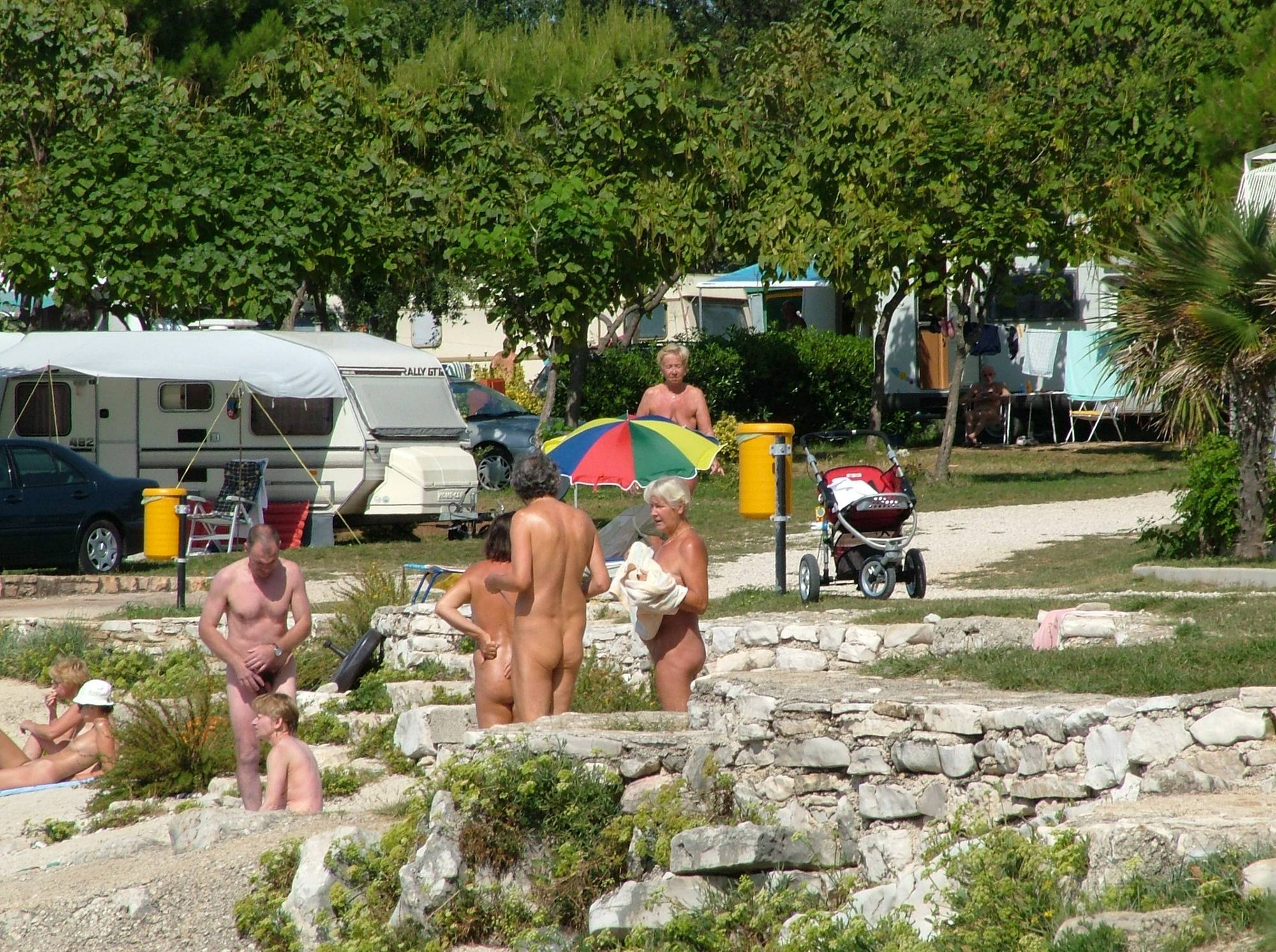 Pure Nudism Pics Naturist FKK Grass Shore - 3